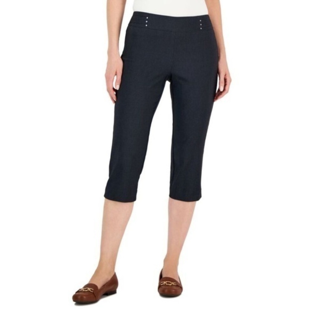 JM Collection Gray Denim Straight Leg Cropped Capri Pants Medium